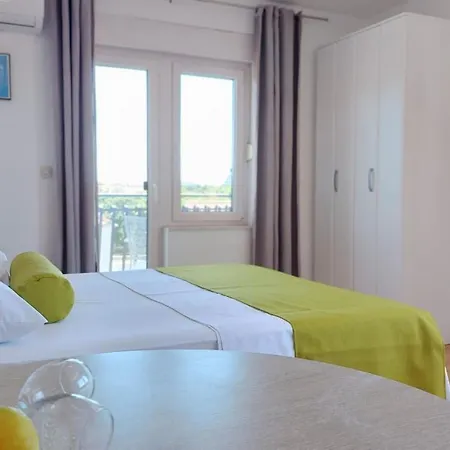 Sea Side Διαμέρισμα Βόντιτσε