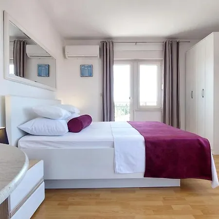 Διαμέρισμα Sea Side *