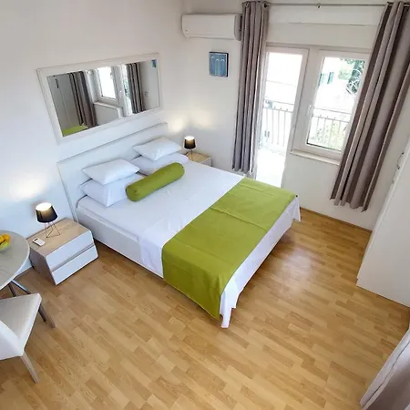 Apartment Sea Side